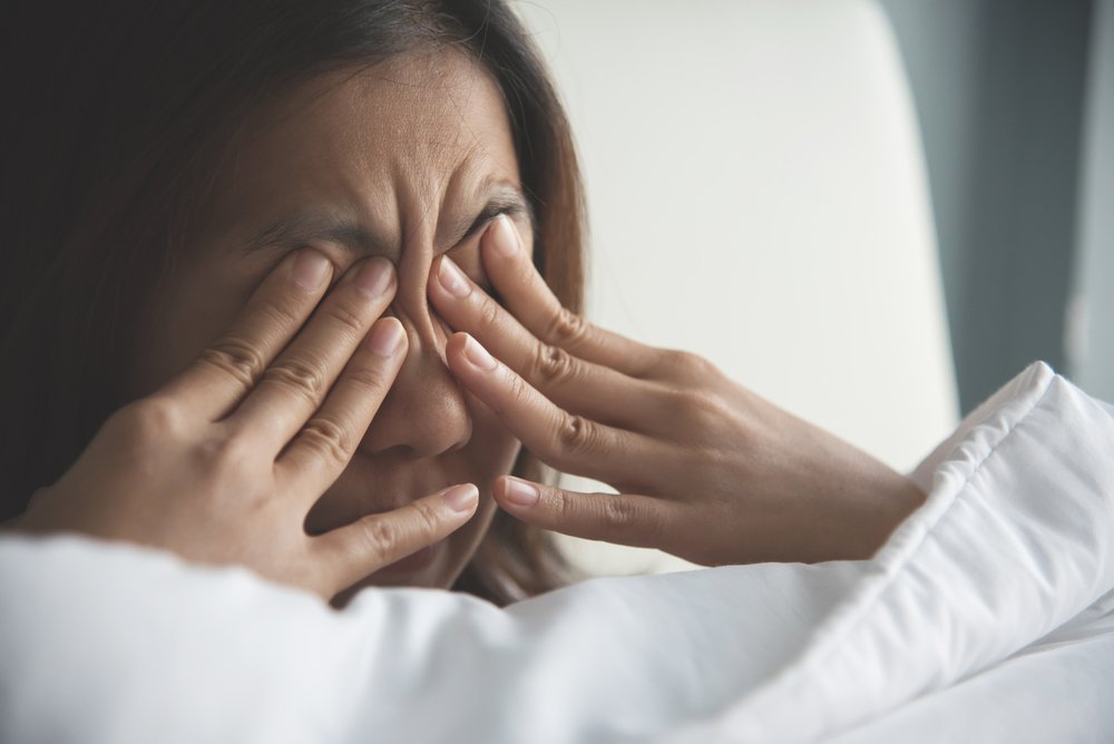 Why Rubbing Your Eyes Can Harm Your Vision | Shinagawa LASIK Blog