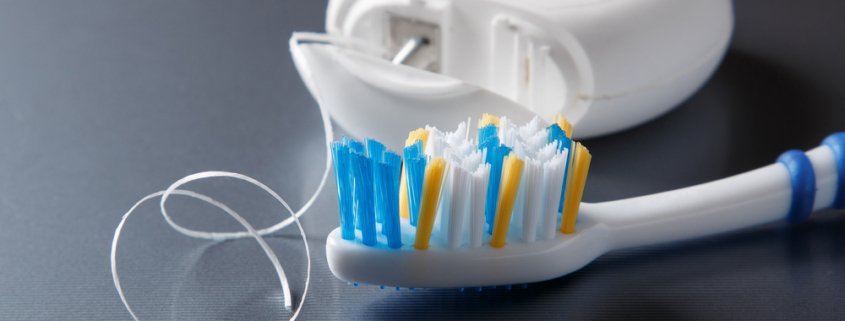 Brushing & Flossing The Right Way | Shinagawa Dental Blog