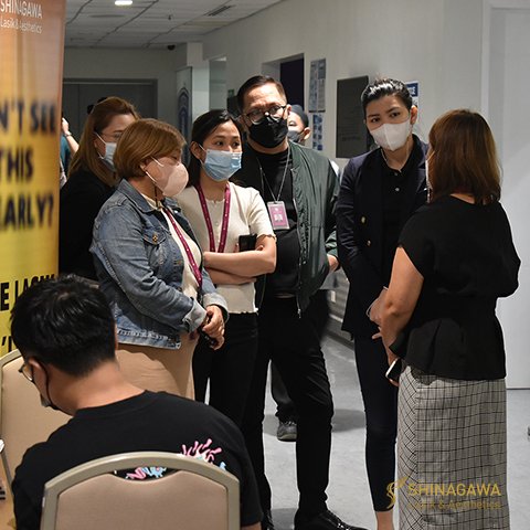 Visitors Gathered At Shinagawa's Booth In Okada Eye Mission