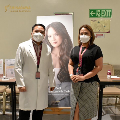 Dr. Wilberto Castillo and Ms. Celina De Leon At Shinagawa's Booth