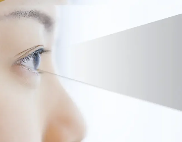 Illustration showing how light enters the eye and affects vision focus, commonly used to explain blurred vision and eye problems.